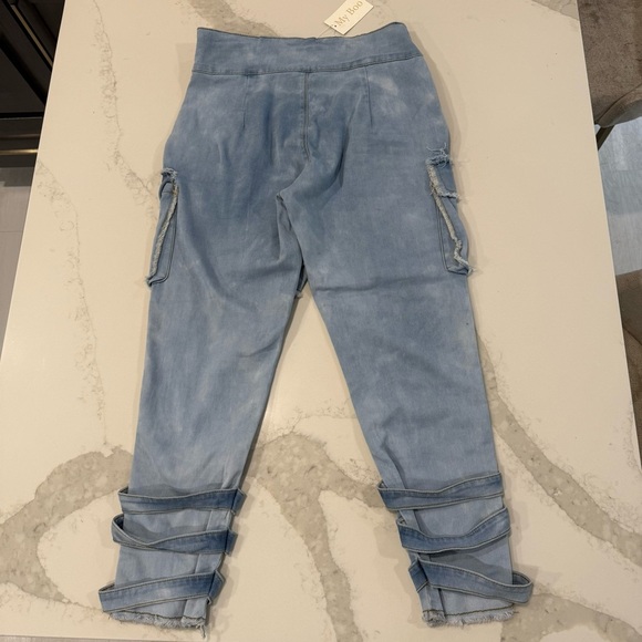 My Boo NWT Cargo Tomboy High Waisted Denim Jeans Women’s Large Blue Tie Waist - Picture 8 of 9